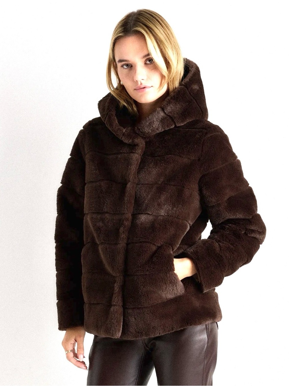 NWT Quince Hooded Faux Fur Jacket in Coffee Bean Brown Size Large - Picture 2 of 11